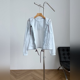 Короткая солнцезащитная куртка Prada с