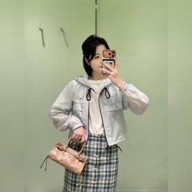 Короткая солнцезащитная куртка Prada с