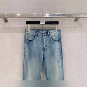 Versace представляет новую коллекцию м