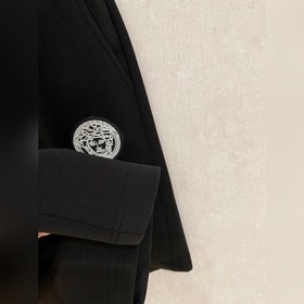 Новая коллекция Versace весна-лето 202