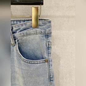Versace представляет новую коллекцию л