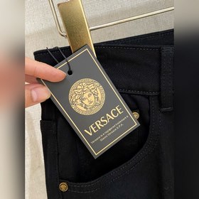 Versace представляет новую коллекцию л