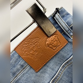 Эксклюзивная новинка от Versace — модн