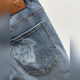 Эксклюзивная новинка от Versace — модн
