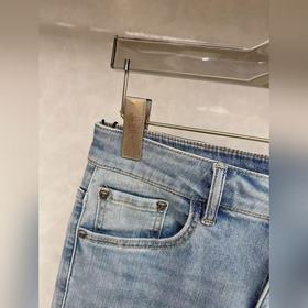 Versace представляет новую коллекцию м
