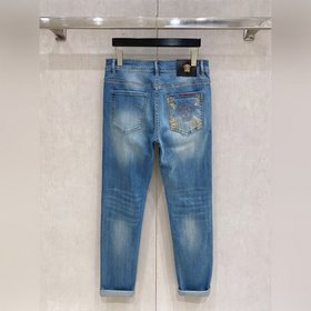 Versace представляет новую коллекцию м
