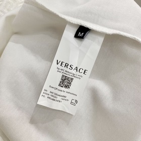 Новая коллекция Versace весна-лето 202