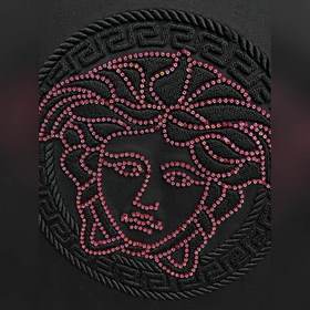 Новинка Versace весна-лето 2026 года —