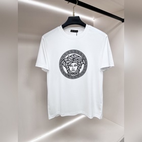 Versace  Versace Новая весенняя колл