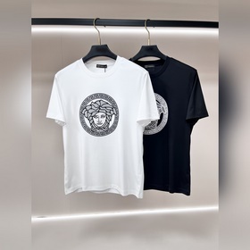 Versace  Versace Новая весенняя колл