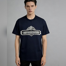 Versace — новая весенняя коллекция： фу