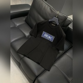 Versace, новейшая коллекция лета 2026