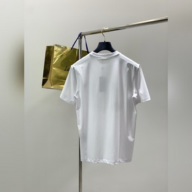 Versace, новейшая коллекция лета 2026