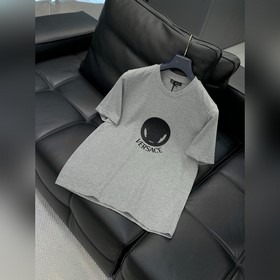 Versace, новейшая коллекция лета 2026 