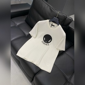 Versace, новейшая коллекция лета 2026 