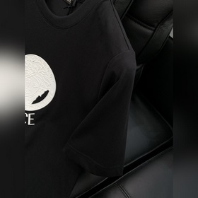 Versace, новейшая коллекция лета 2026 
