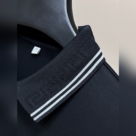 Новинка весенней коллекции Versace： фу