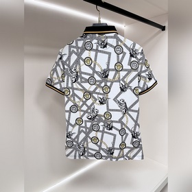 Новинка весенней коллекции Versace： фу