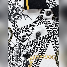 Новинка весенней коллекции Versace： фу
