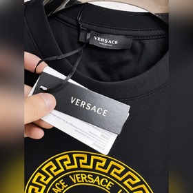 Versace — товары высшего качества. Нов