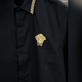 Versace — новая рубашка в стиле «бизне