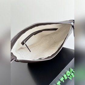 Новая сумка Diago Hobo Bag от BOTTEGA 