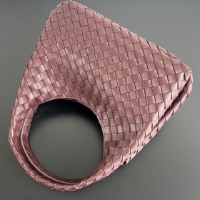Новинка BV — сумка Campana 844249. Кла