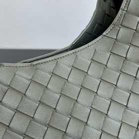 Новинка BV — сумка Campana 844250. Кла