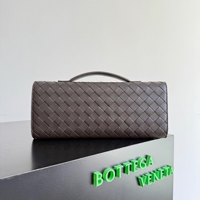 Клатчи Bottega Veneta уже в продаже! Т