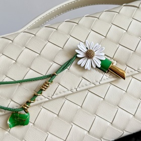 Клатчи Bottega Veneta уже в продаже! Т