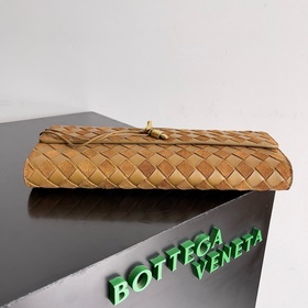 Вечерняя сумочка BV Andiamo — я снова