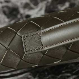 Эта вечерняя сумка Bottega Veneta дейс