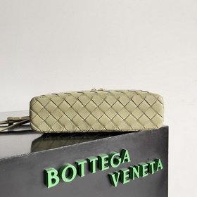 Плетеная сумка через плечо Bottega Ven