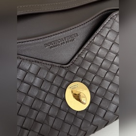 Артикул： 817191 BOTTEGA VENETA — новин