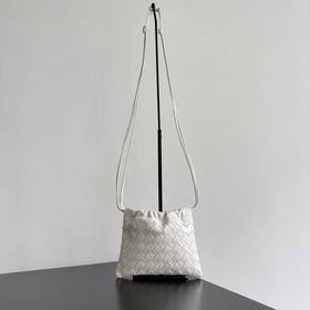Мини-версия сумки BOTTEGA VENETA DUSTB