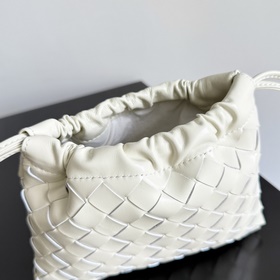 Мини-версия сумки BOTTEGA VENETA DUSTB