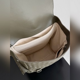 Новый рюкзак Bottega Veneta из коллекц