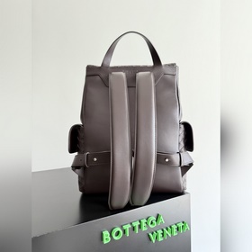 Новый рюкзак Bottega Veneta из коллекц