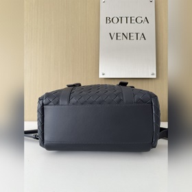 Артикул： 805971 Мужской рюкзак BOTTEGA
