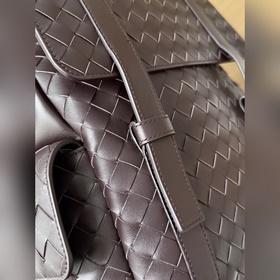 Артикул： 805971 Мужской рюкзак BOTTEGA