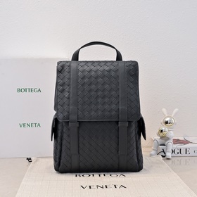 Новый рюкзак Bottega Veneta из коллекц