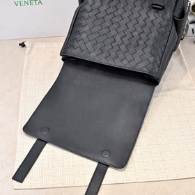Новый рюкзак Bottega Veneta из коллекц