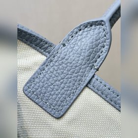 6288. Эта модель повторяет удлиненный