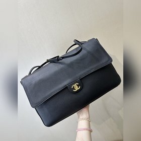 6233 — большая сумка Chanel Maxi Fla с