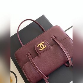 26 Preppy Coco — из кожи быка с тексту