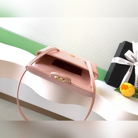 26 Preppy Coco — из телячьей кожи с ли