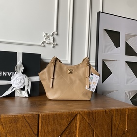Сумка Chanel 26C из ранневесенней колл