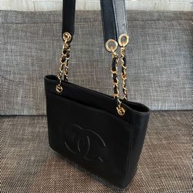 CHANEL VINTAGE Сумка в форме упаковки 