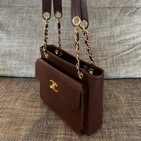 CHANEL VINTAGE Сумка в форме упаковки