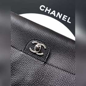 Черная сумка CHANEL 26S серебряной зас